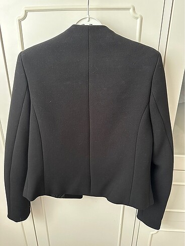 H&M H&M klasik siyah vatkalı ceket