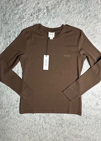 Calvin Klein marka siyah beyaz ve kahverenk mevcuttur. - Görsel 3