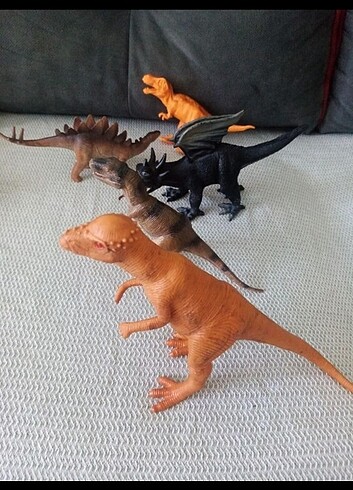 Oyuncak dinozorlar