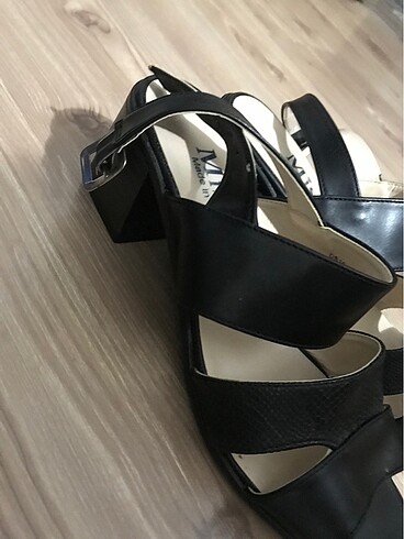 37 Beden siyah Renk Kadın topuklu sandalet