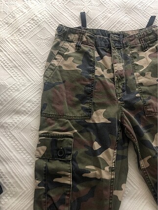 bershka 40 beden az kullanılmıs pantolon