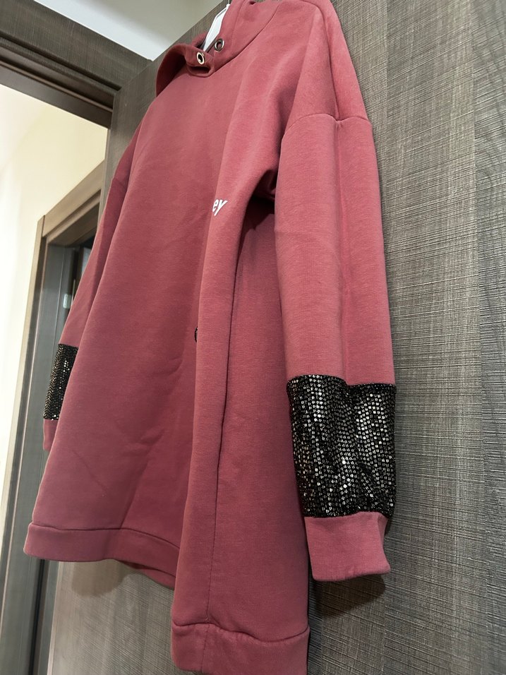 Pembe Kapüşonlu Uzun Sweatshirt - Görsel 3