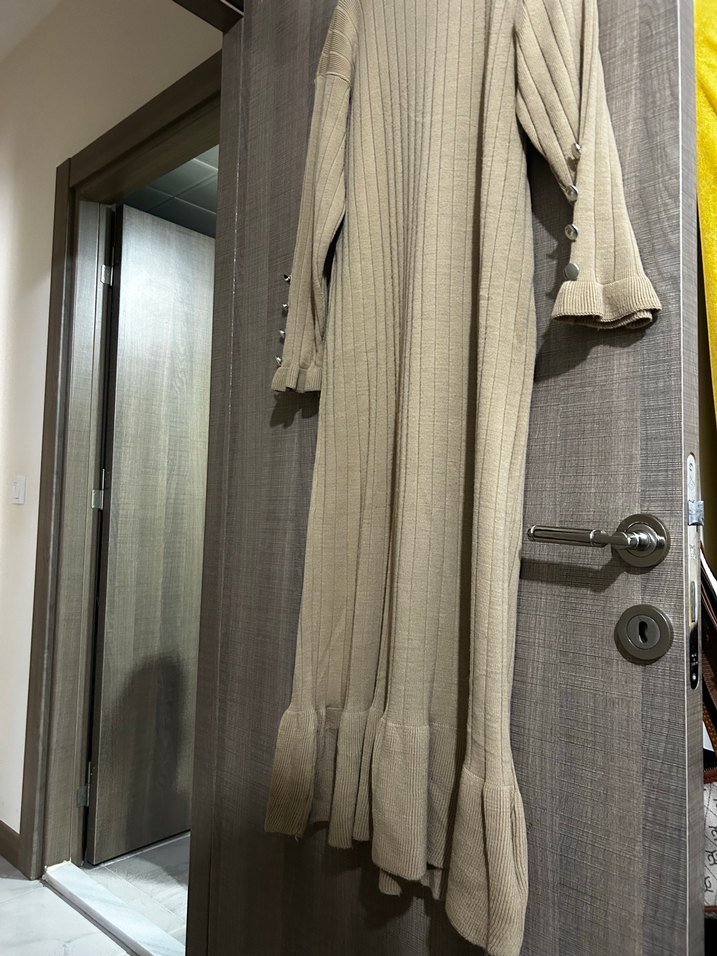 Düğmeli Bej Uzun Kollu Triko Kadın Kazak - Görsel 2