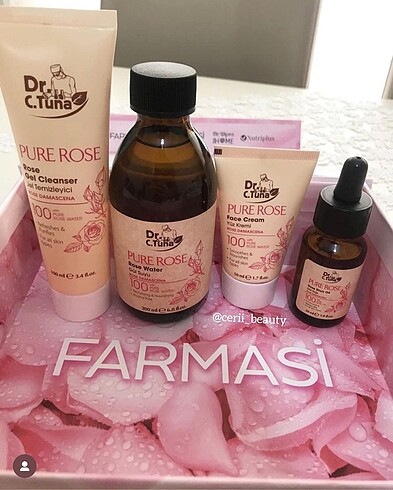 FARMASI PURE ROSE GÜL SUYU SETİ