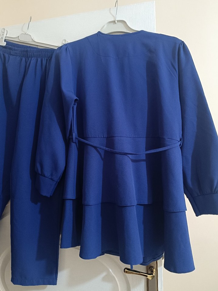 Fırfırlı Lacivert Kadın Takım Elbise - Görsel 4