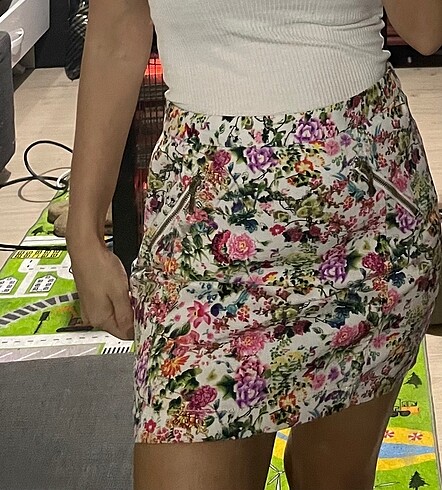 Üst ve alt ayrı ayrı satıyorum etek 100 üst 50 tl