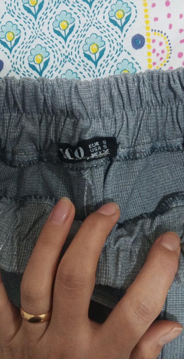 Gri Keten Kemerli Hamile Şortu - Görsel 2