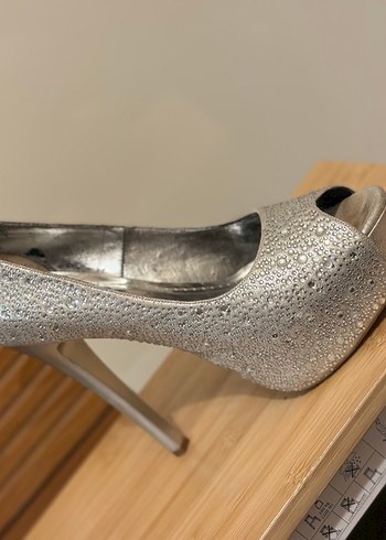 Gri Parlak Platform Topuklu Kadın Abiye Ayakkabı - Görsel 2