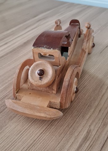 Ahşap Klasik Oyuncak Araba - Görsel 3