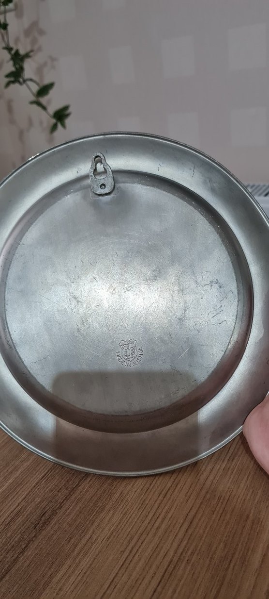 Alman Rein Zinn Kabartmalı Dekoratif Tabak - Görsel 2