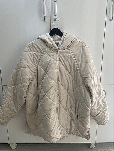 xl Beden ten rengi Renk LCW krem şişme mont