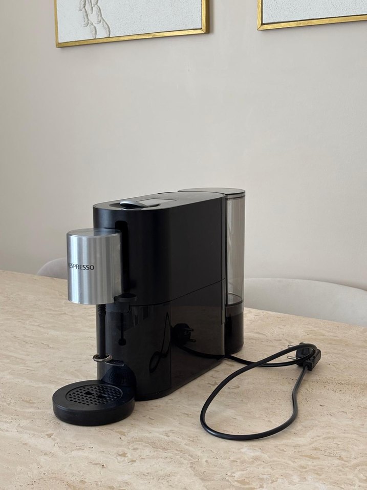 Nespresso s85 Siyah Kahve Makinesi - Görsel 2