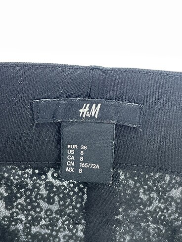 38 Beden gri Renk H&M Düz Kesim %70 İndirimli.
