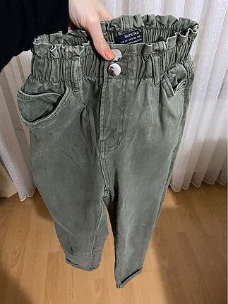 32 Beden haki Renk Bershka soluk efektı pantolon