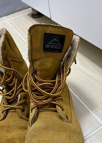 Kadın Kahverengi Süet Bağcıklı Topuklu Bot - Görsel 2