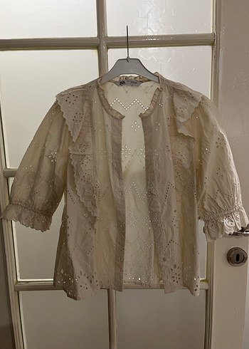 Bej Dantel Nakışlı Keten Bluz - Görsel 2