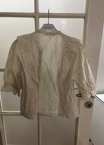 Bej Dantel Nakışlı Keten Bluz - Görsel 4