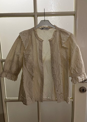 Bej Dantel Nakışlı Keten Bluz - Görsel 3
