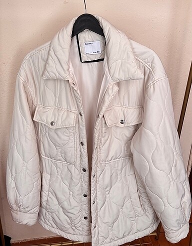 Bershka mont