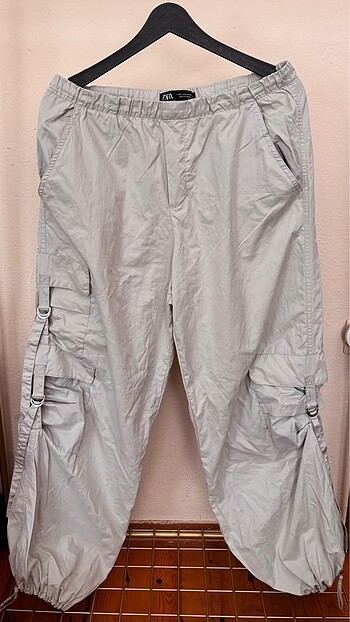 Zara spor paraşüt pantolon
