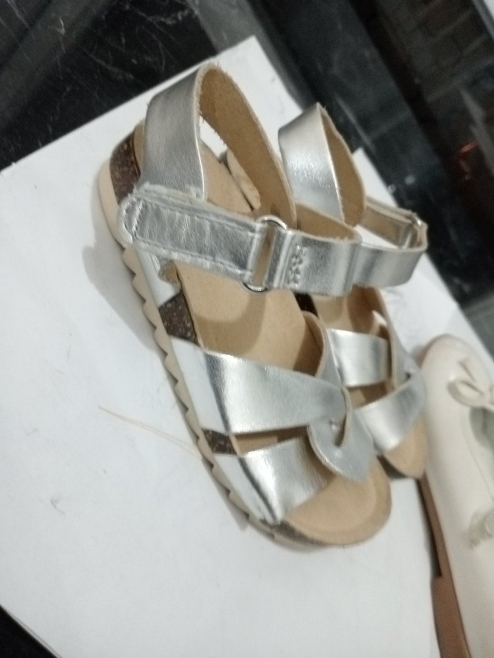 Beyaz Lastikli Kız Çocuk Babet - Görsel 4