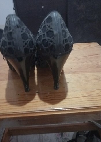 Yılan Desenli Siyah Stiletto Topuklu Ayakkabı - Görsel 2