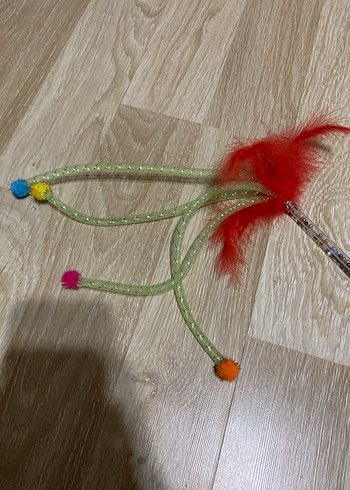 Renkli Tüylü Kedi Oltası Oyuncağı - Görsel 2