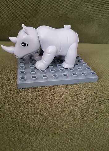 Beden Lego duplo uyumlu gergedan