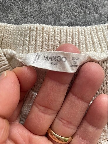 7 Yaş Beden Mango kız çocuk kazak 7-8 yaş uyumlu