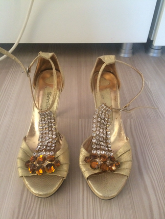 Designer 1 Kez giyildi