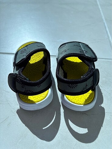 LC Waikiki LCW Erkek bebek sandalet 22 numara