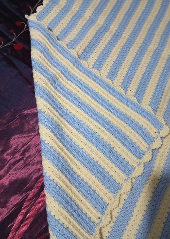Mavi Çizgili Örgü Bebek Battaniyesi - Görsel 3
