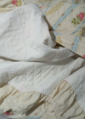 Nakışlı Beyaz Pastel Yatak Örtüsü - Görsel 7