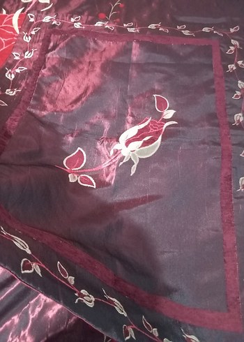 Bordo Nakışlı yatak örtüsü - Görsel 7