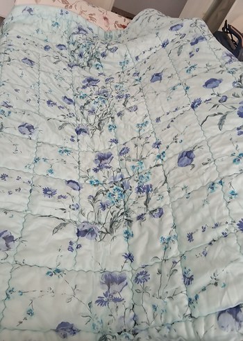 Pastel Mavi Çiçek Desenli yorgan - Görsel 2