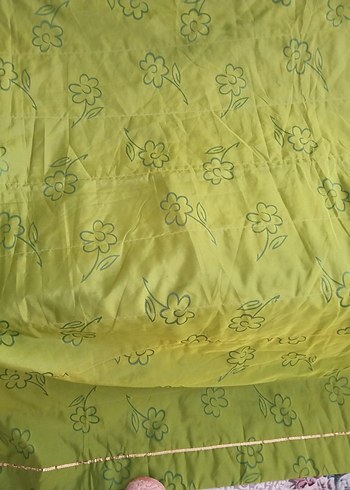 Parlak Yeşil yatak örtüsü - Görsel 3