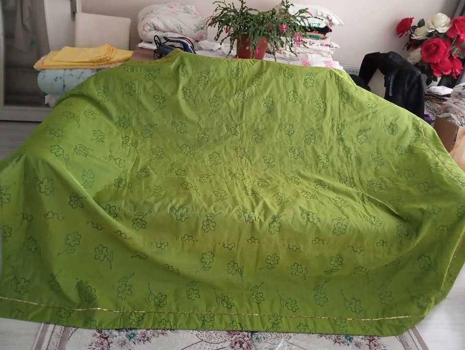 Parlak Yeşil yatak örtüsü - Görsel 2