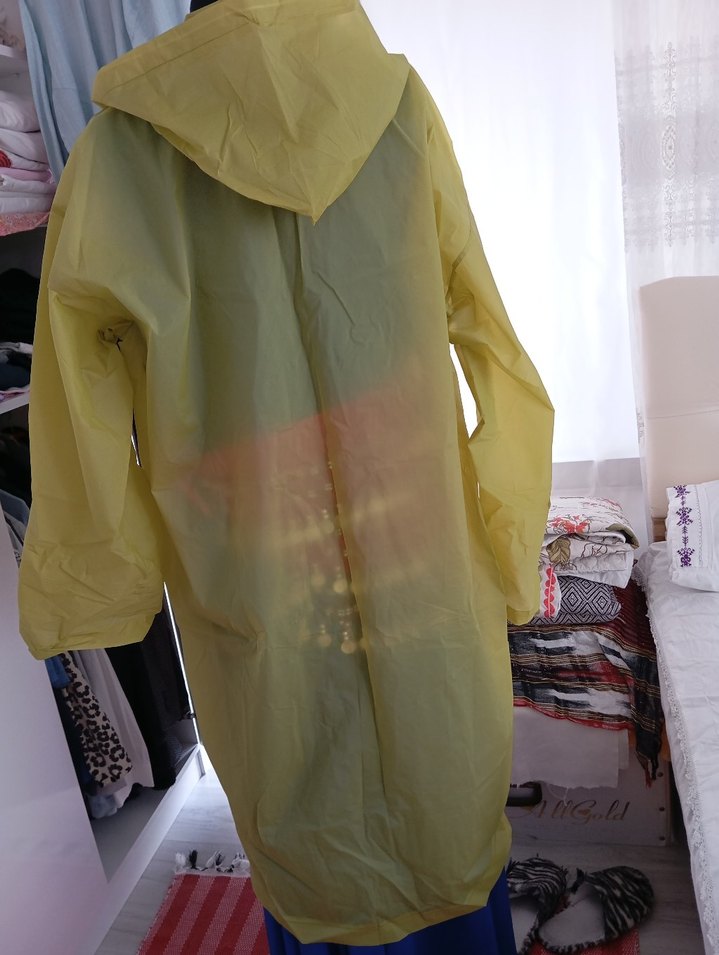 Sarı Midi Kadın Yağmurluk - Görsel 2