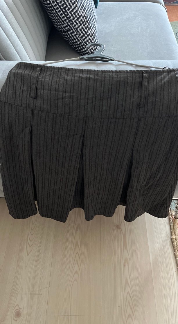 Gri Pileli Mini Hamile Eteği - Görsel 2