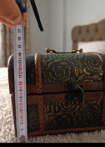 Kapitone Çiçek Desenli Kemerli Vintage Bavul - Görsel 13