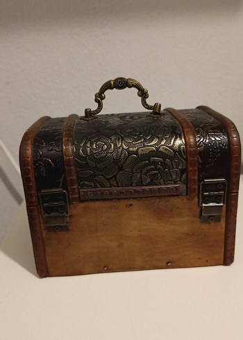 Kapitone Çiçek Desenli Kemerli Vintage Bavul - Görsel 8