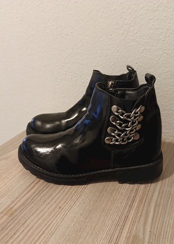 Parlak Siyah kız çocuk Goth Botları - Görsel 3