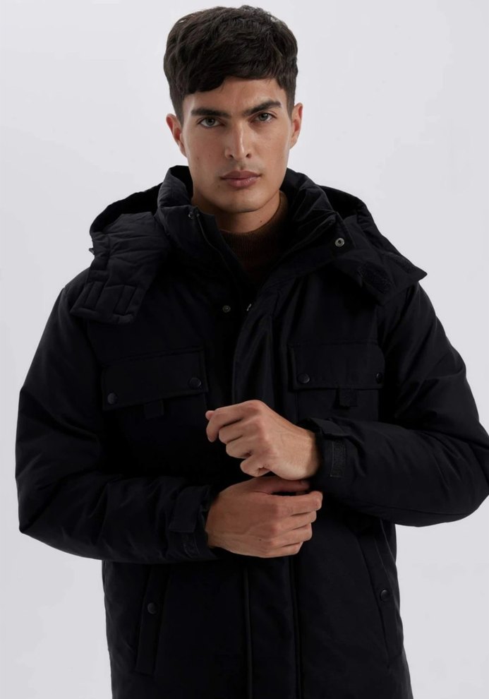 Siyah Kapüşonlu Erkek mont - Görsel 5