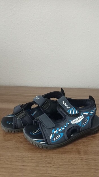 erkek çocuk sandalet