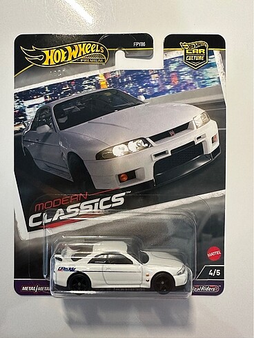 Hot Wheels Premium Nissan GT-R (BCNR33)