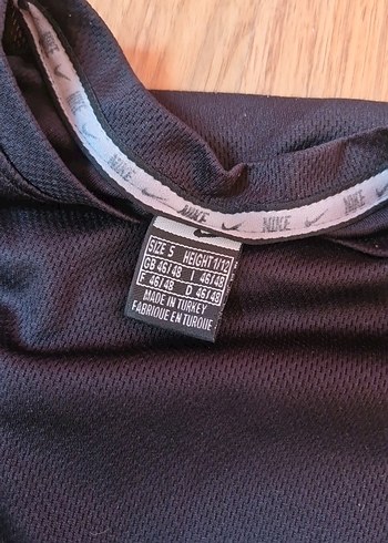 s Beden siyah Renk Nike Siyah Kısa Kollu Tişört