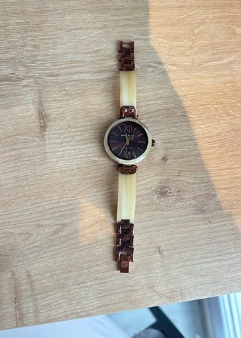 Anne Klein