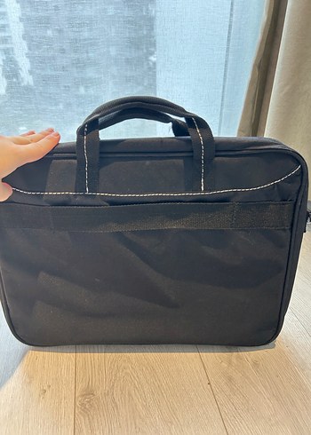 Kadın Siyah Deri Laptop Çantası - Görsel 3