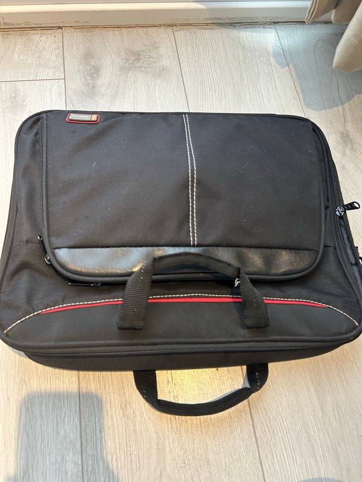 Kadın Siyah Deri Laptop Çantası - Görsel 4