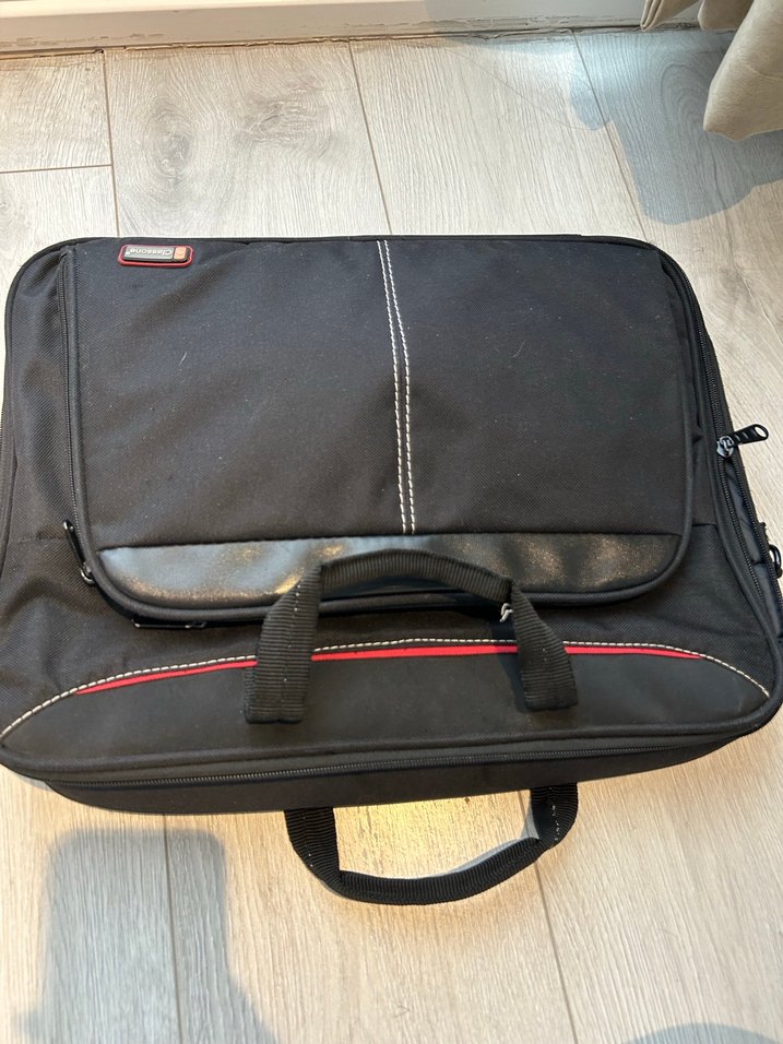 Kadın Siyah Deri Laptop Çantası - Görsel 5